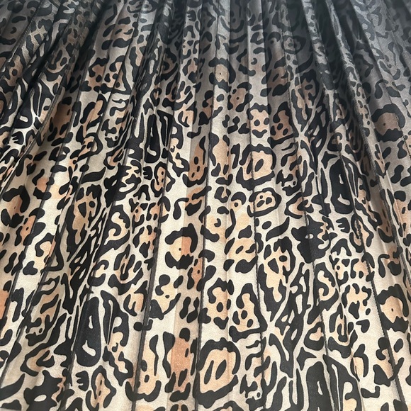 Lucy Paris leopard print ombré skirt ✨ - Picture 3 of 6